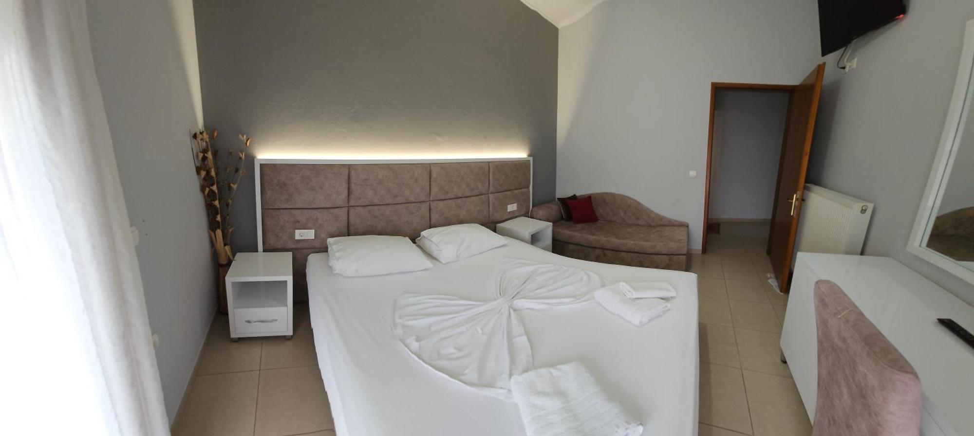 Hotel Kolla Dervisciani Extérieur photo